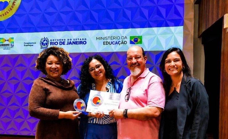 São João da Barra recebe Selo Prata por alfabetização
