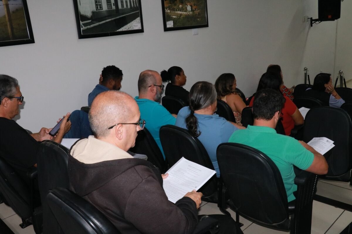 Quatis inicia discussão sobre novo Plano Municipal de Educação