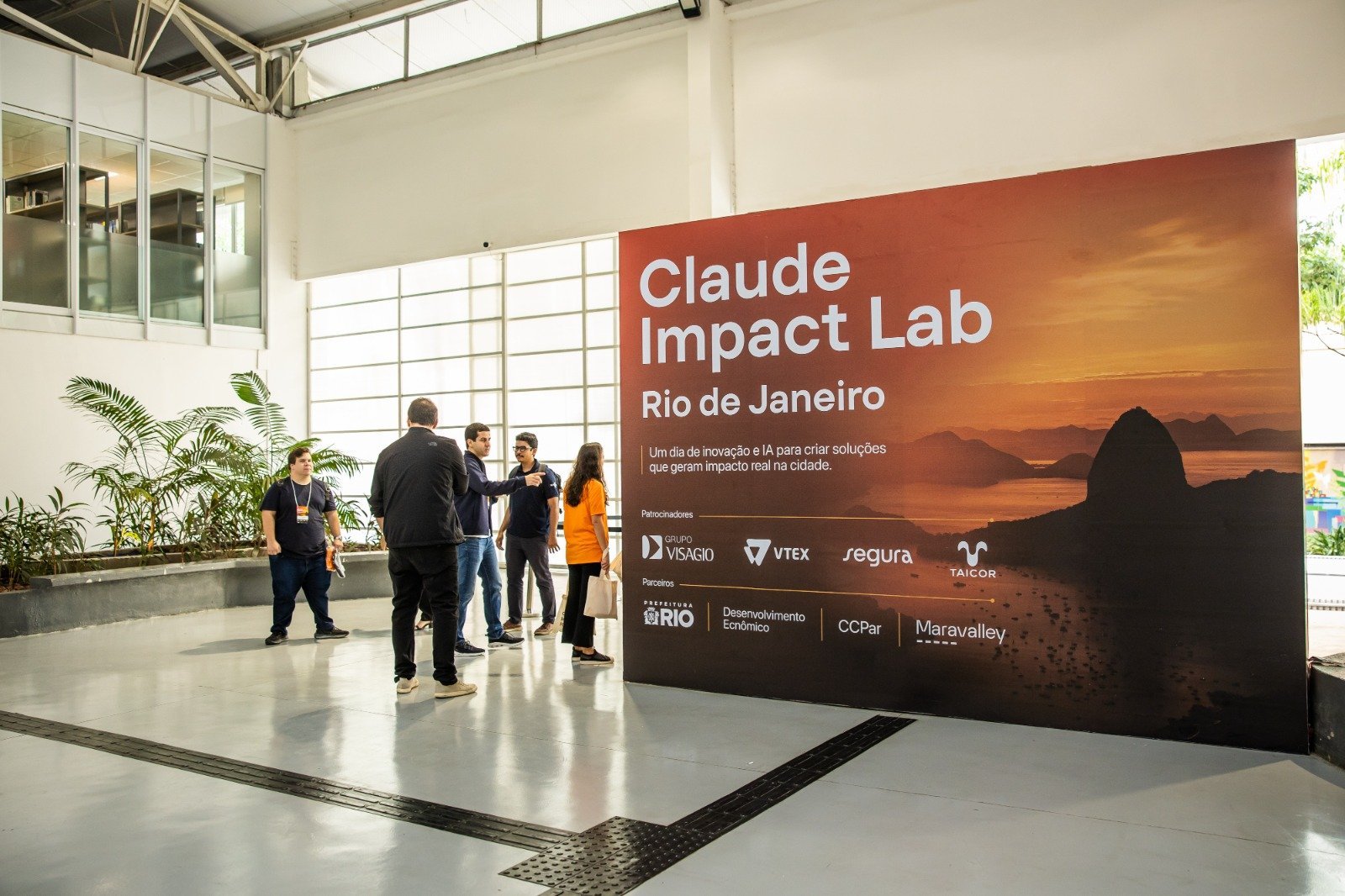 Rio recebe hackathon de inteligência artificial com desafio da educação municipal