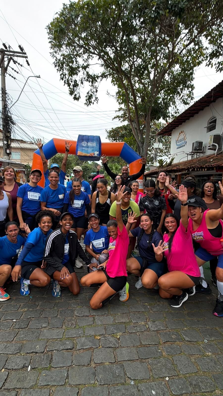 Treinão em Búzios prepara participantes para corrida do Agosto Lilás