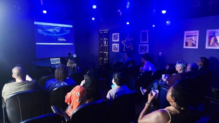 Rio das Ostras abre agendamento para sessões de cinema inclusivo