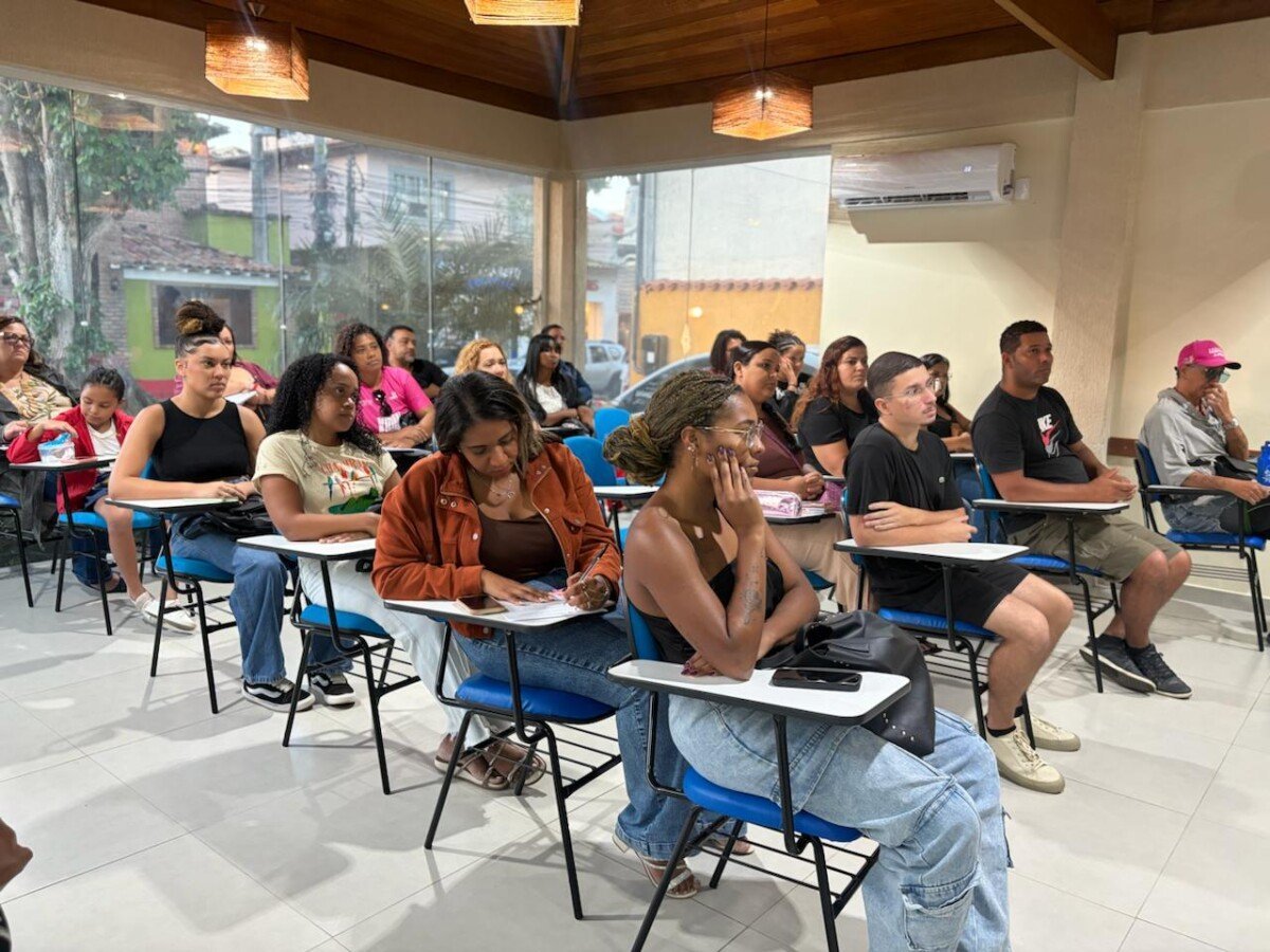 Búzios abre nova turma de Libras para ampliar inclusão