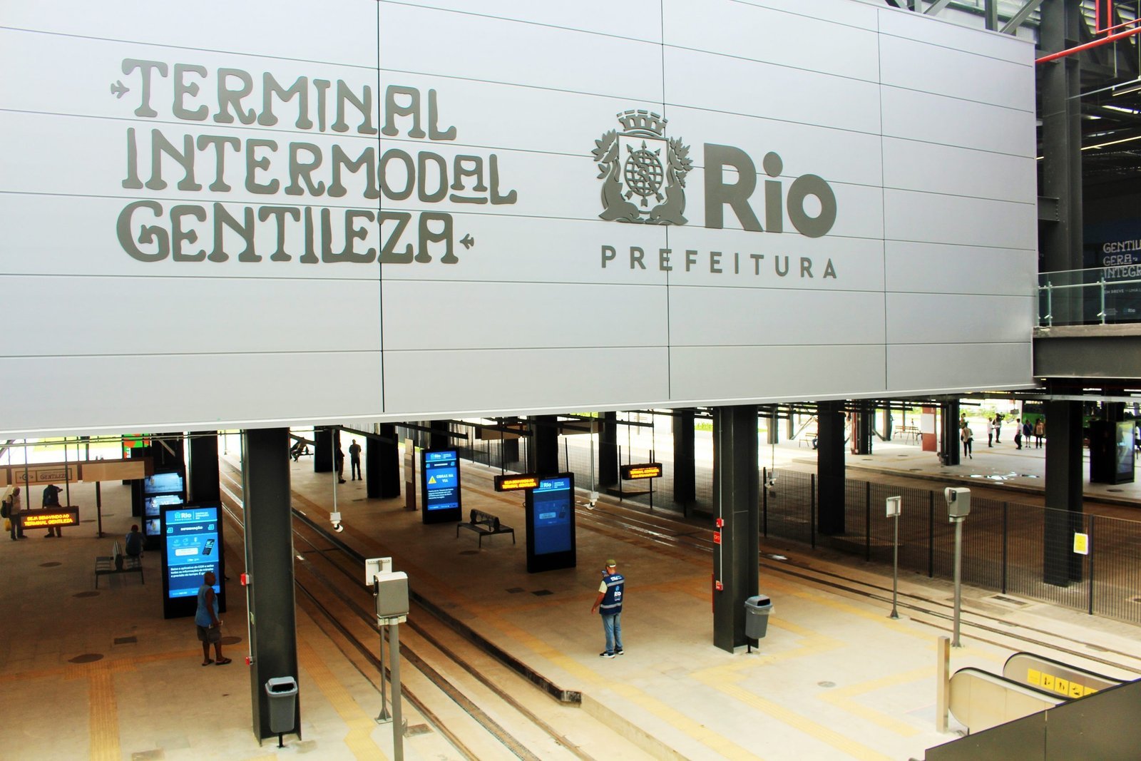 Terminal Gentileza recebe ação de combate ao fumo no Rio