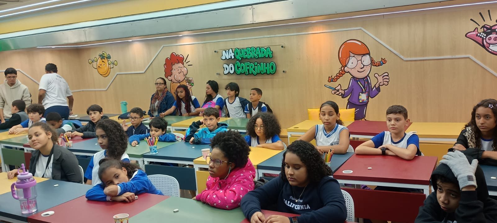 Macaé recebe carreta de educação financeira para estudantes