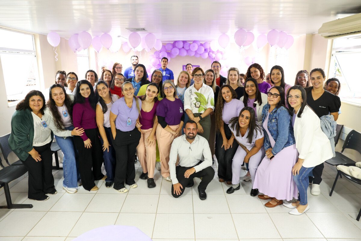 Hospital de Casimiro recebe palestra sobre Agosto Lilás para profissionais de saúde