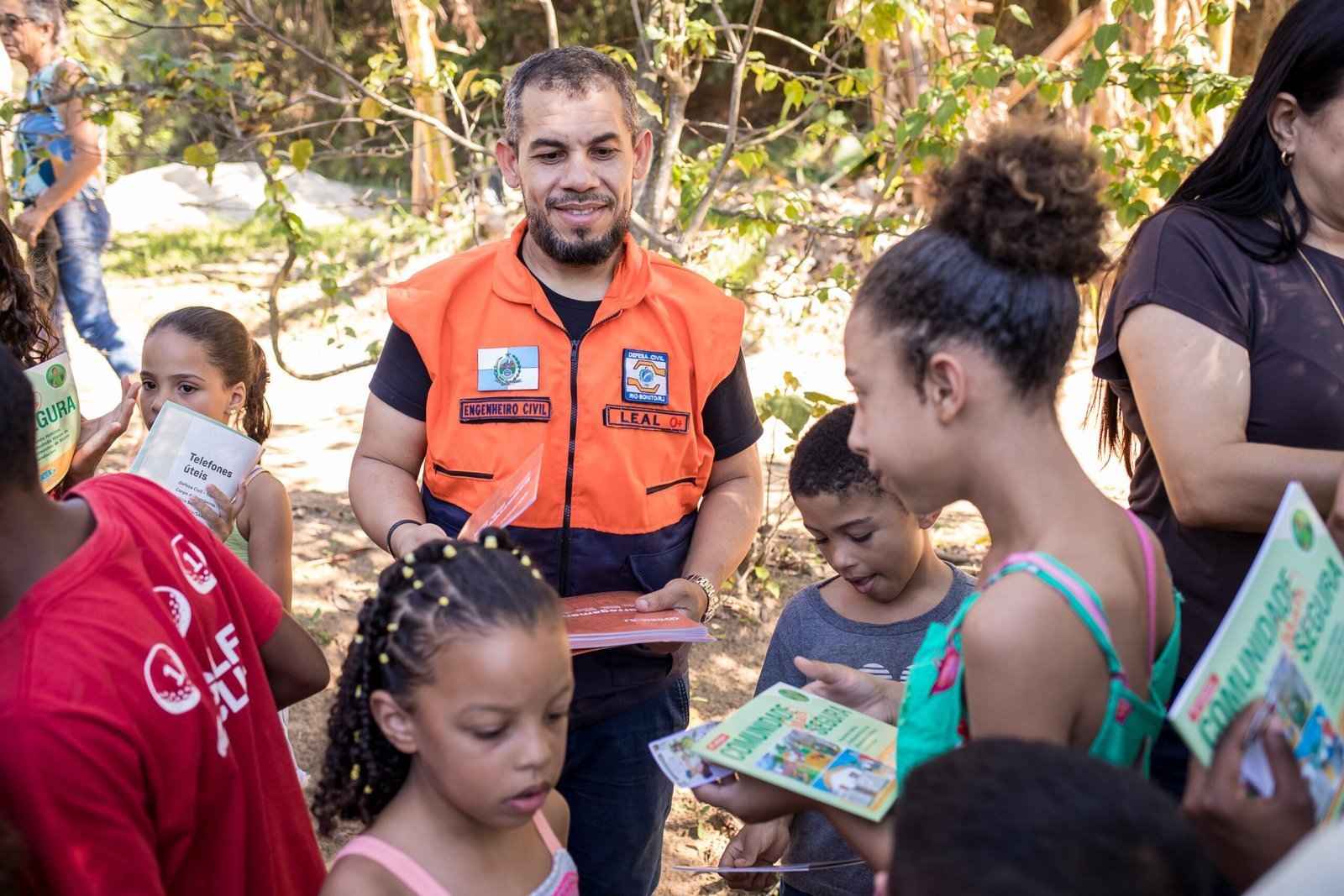 Crianças do CRAS participam de projeto ambiental em Rio Bonito