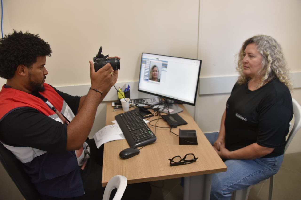 Maricá leva RG e Cadastro Único a moradores de Bambuí