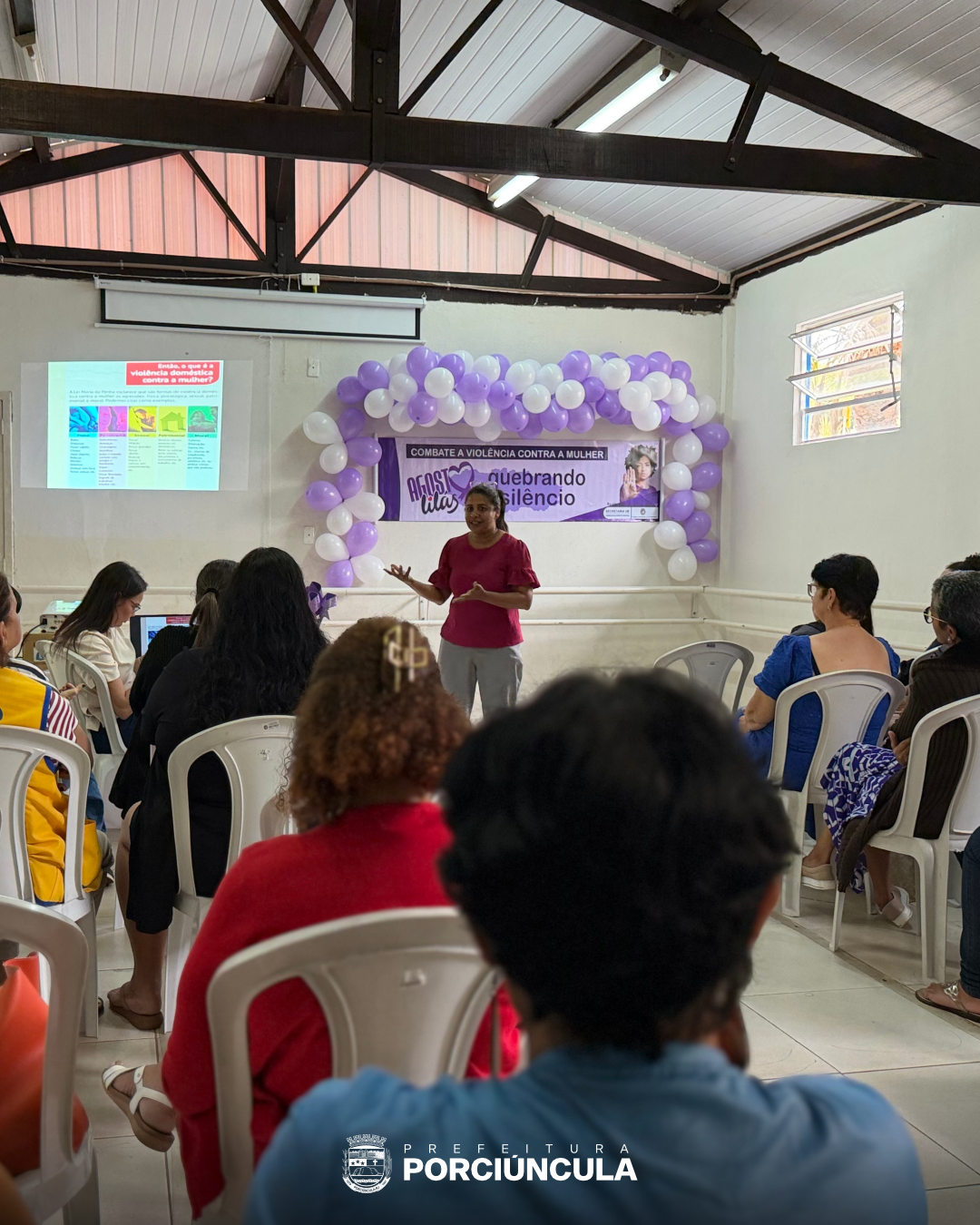 Porciúncula realiza encontro de conscientização pelo fim da violência contra a mulher