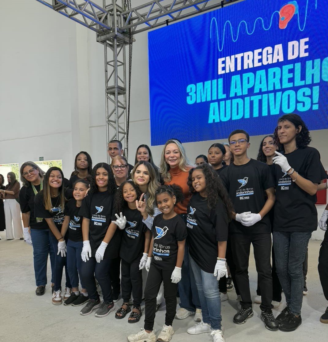 Duque de Caxias entrega 3 mil aparelhos auditivos a pacientes