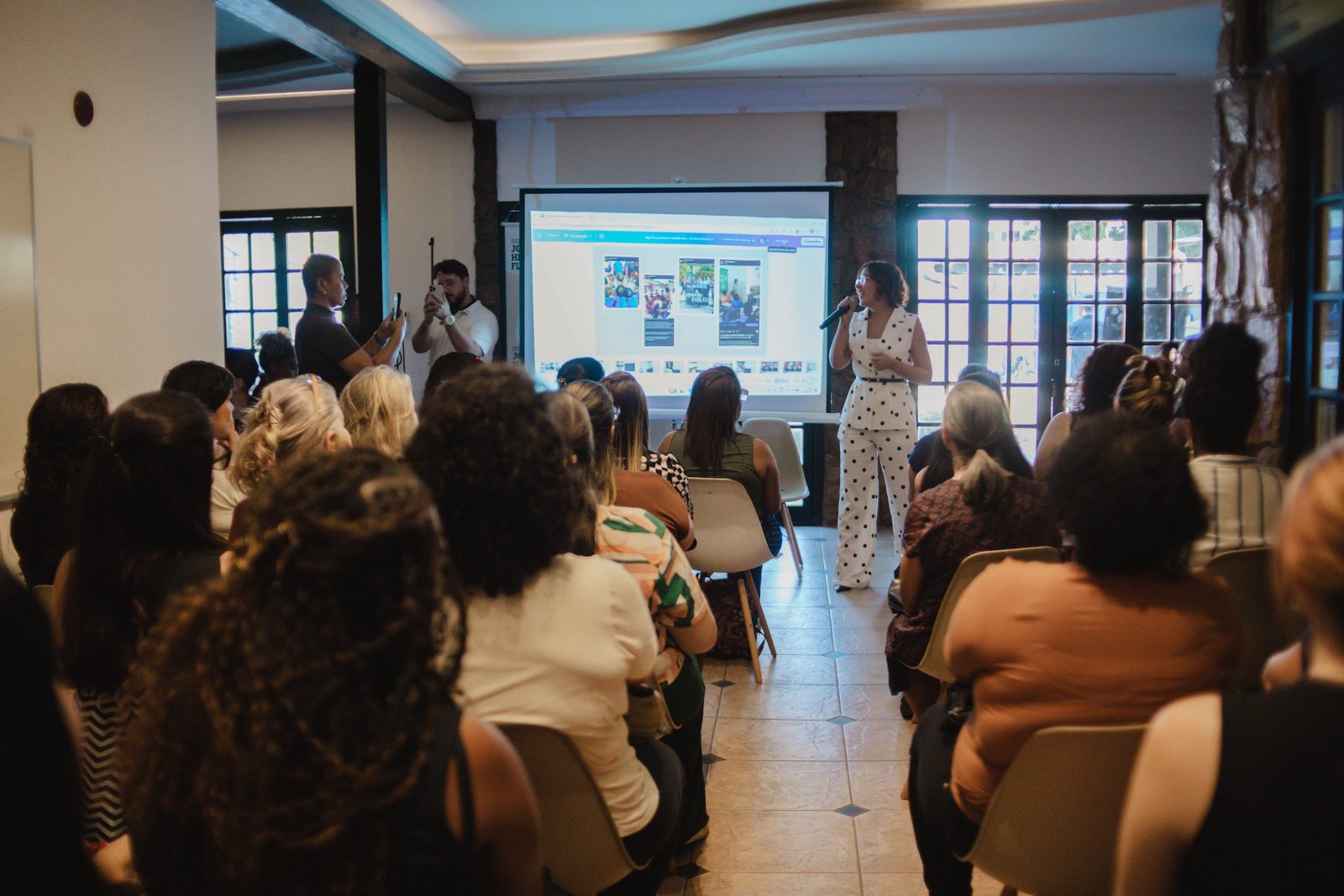 Maricá inicia formação voltada à liderança feminina