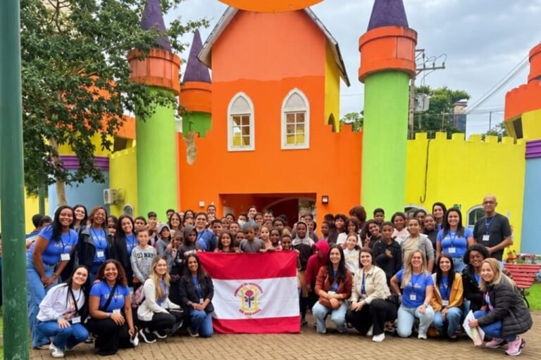 Cidade da Criança, em Campos, recebe assistidos da Pestalozzi de São Fidélis