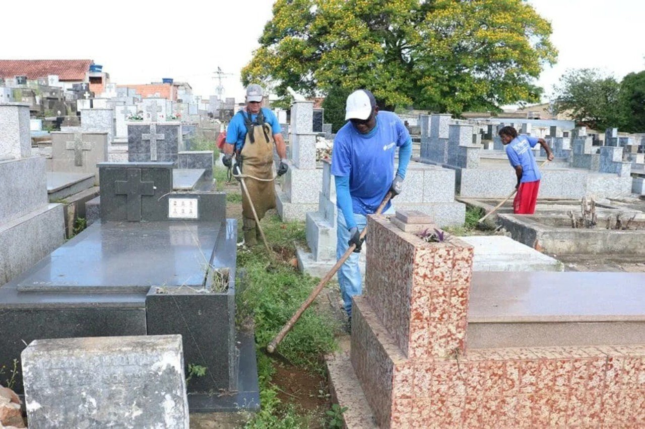 Campos inicia limpeza geral dos cemitérios na próxima semana para Finados