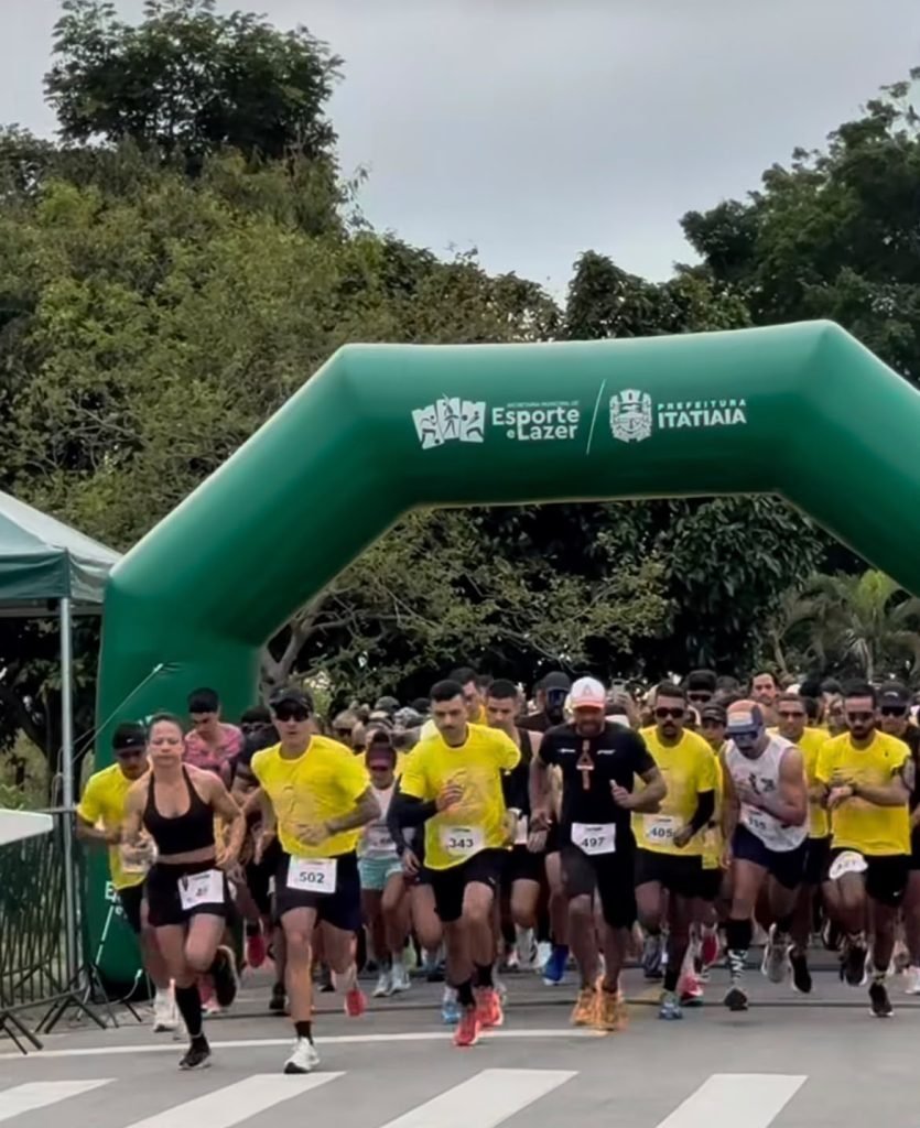 Corrida do Setembro Amarelo arrecada brinquedos e reúne moradores em Itatiaia