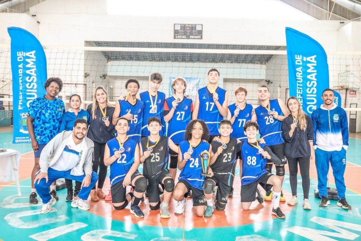 Quissamã recebe quadrangular sub-15 de vôlei; V4 conquista o título
