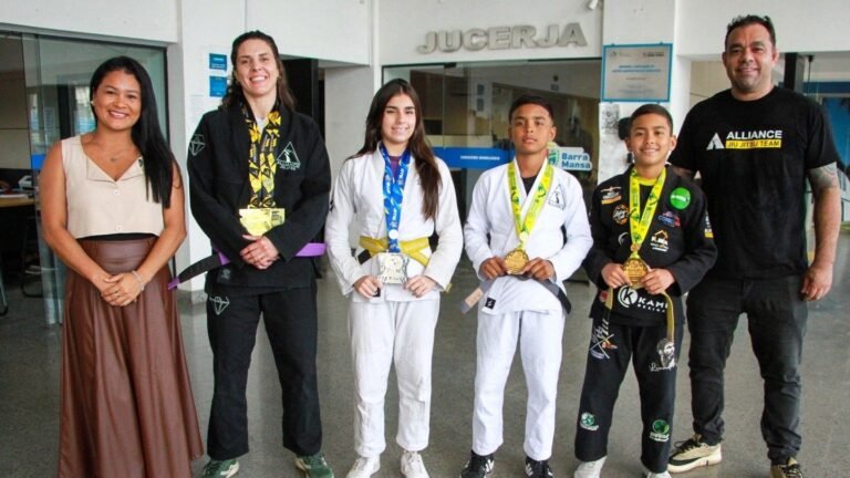Atletas de Barra Mansa conquistam títulos de jiu-jitsu no Brasil e nos Estados Unidos