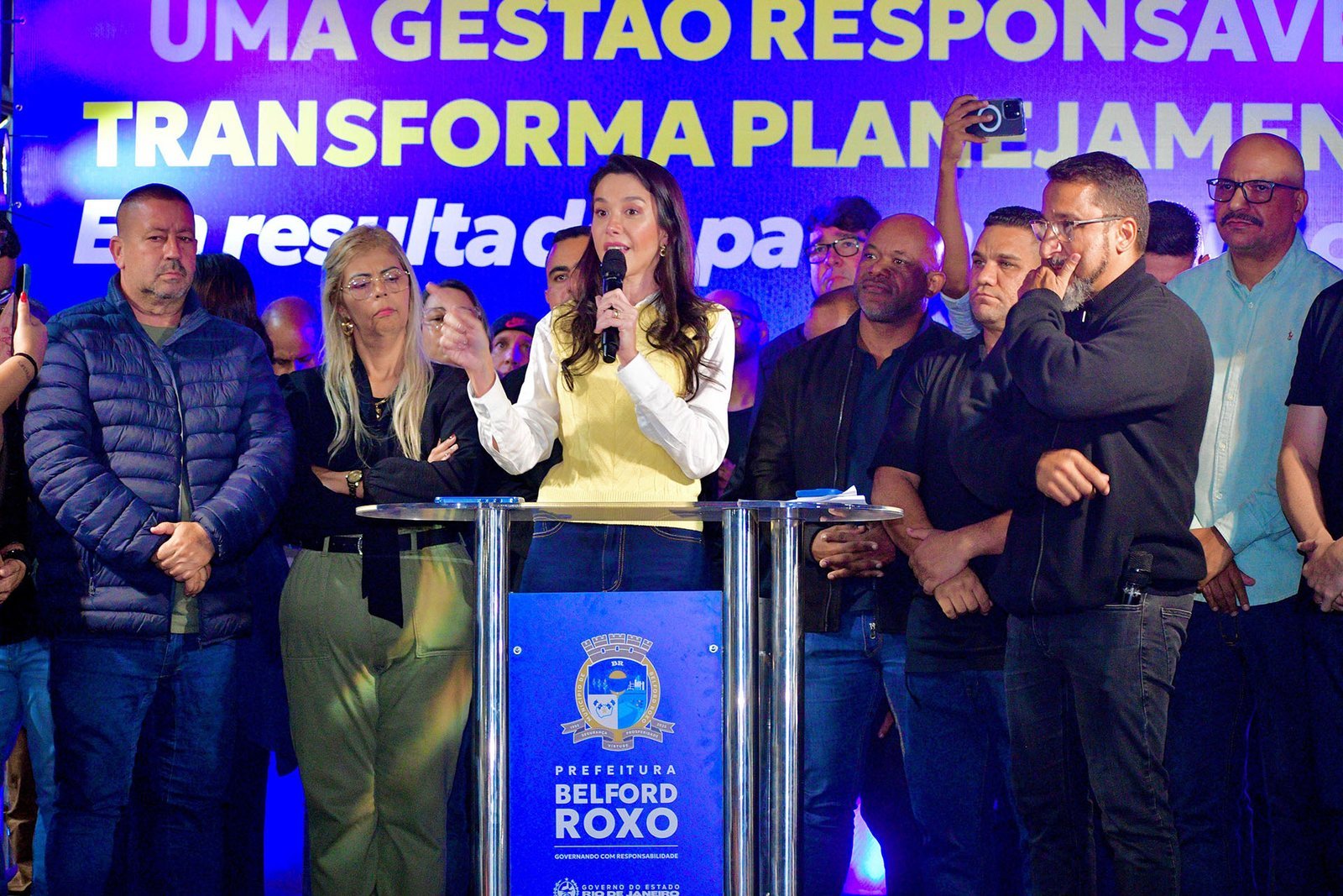 Belford Roxo inaugura parque com campos, quadra de tênis e brinquedos na Vila Dagmar