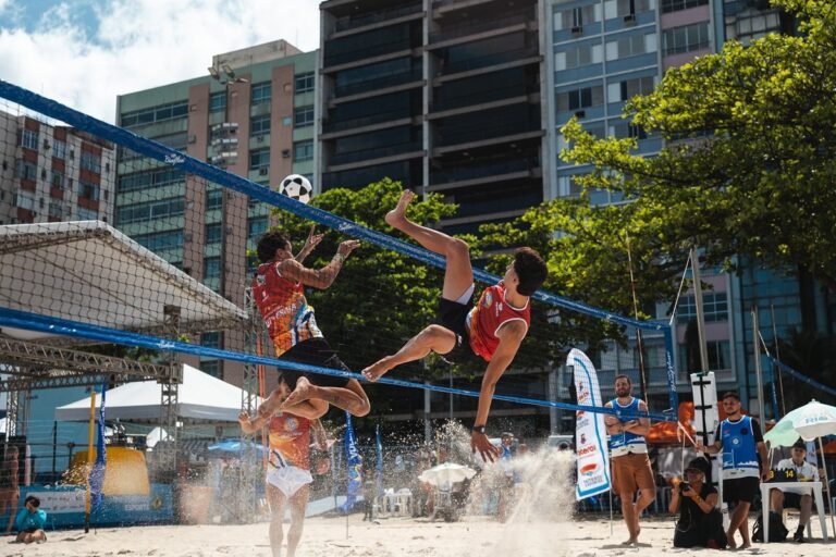 Niterói encerra Esporte é Show com futevôlei e atletas de outras cidades em Icaraí