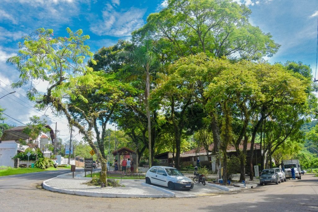 Itatiaia abre licitação para pavimentação e acesso à Pequena Finlândia, em Penedo