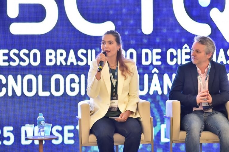 Niterói reúne pesquisadores em congresso de tecnologias quânticas até sexta-feira