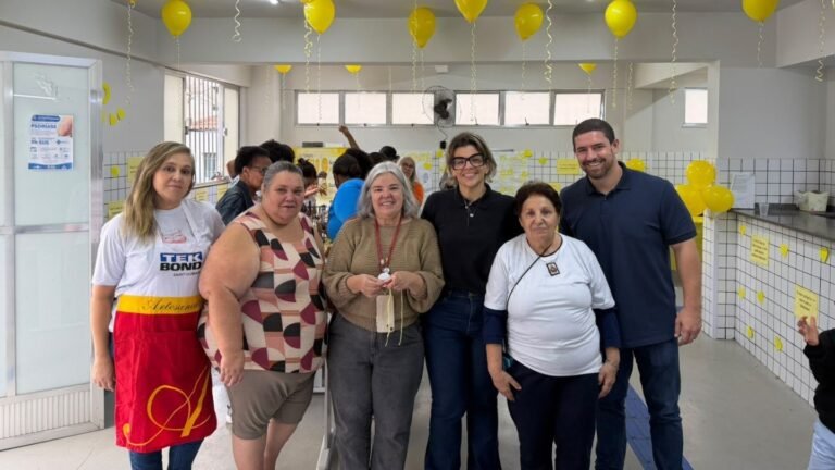 Pacientes participam de oficina de artesanato e acolhimento em Barra Mansa