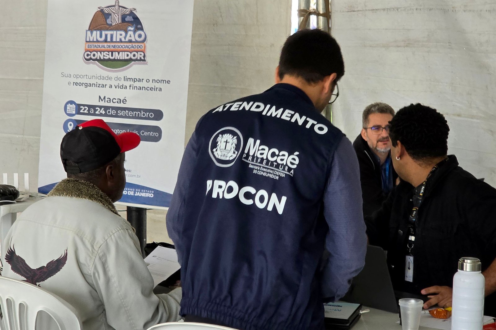 Macaé oferece negociação gratuita de dívidas até quinta-feira na Praça Washington Luís