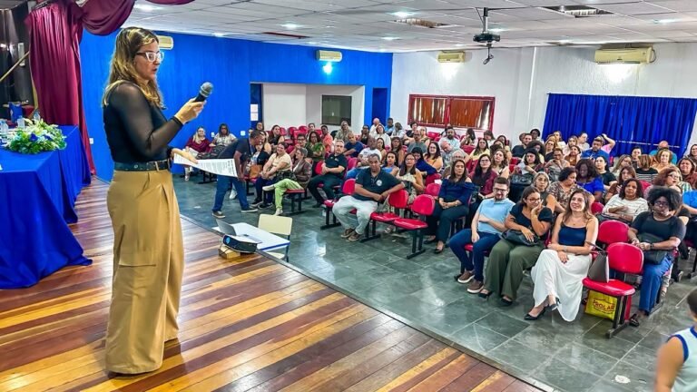 São João de Meriti capacita profissionais da educação sobre proteção de crianças na internet