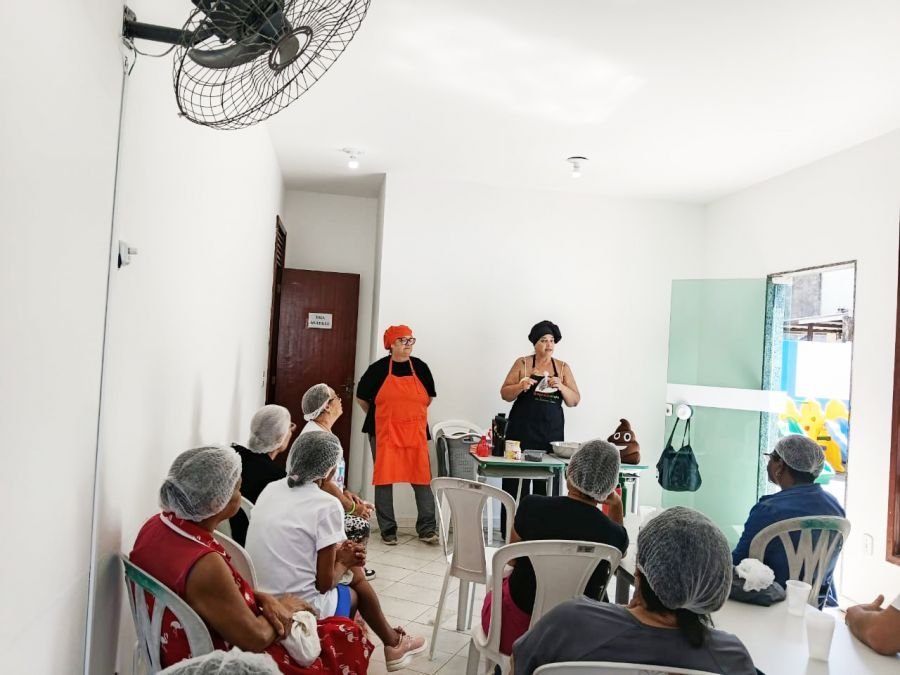 Oficinas culturais atendem idosos em Rio das Ostras