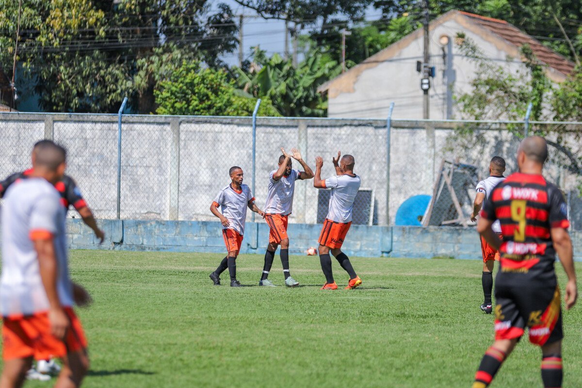 Quissamã abre Campeonato Veterano de Futebol com dois jogos