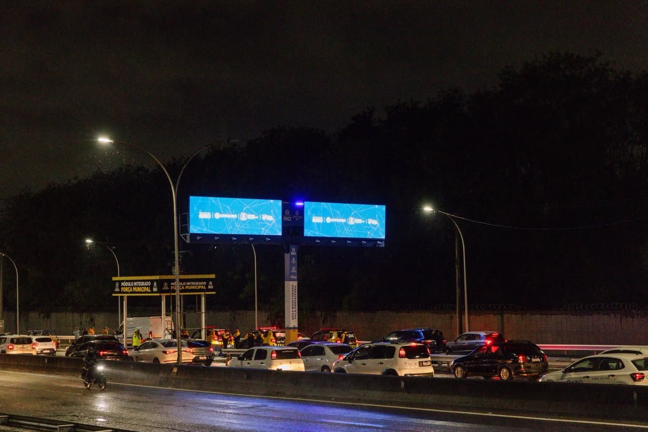 Duque de Caxias instala duas Muralhas Digitais na Linha Vermelha