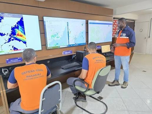 Macaé tem alerta de chuva forte e ventos até quarta-feira