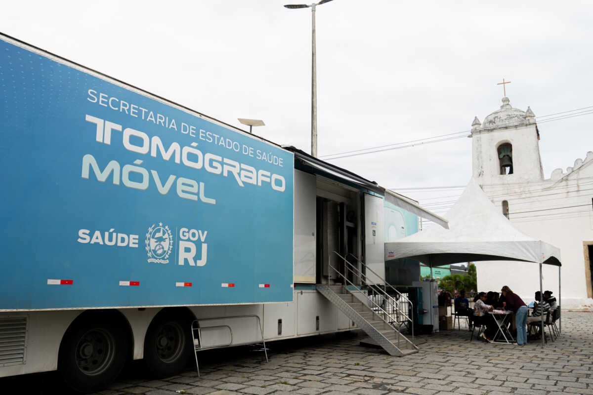 São Pedro da Aldeia faz 90 tomografias no primeiro dia de atendimento móvel