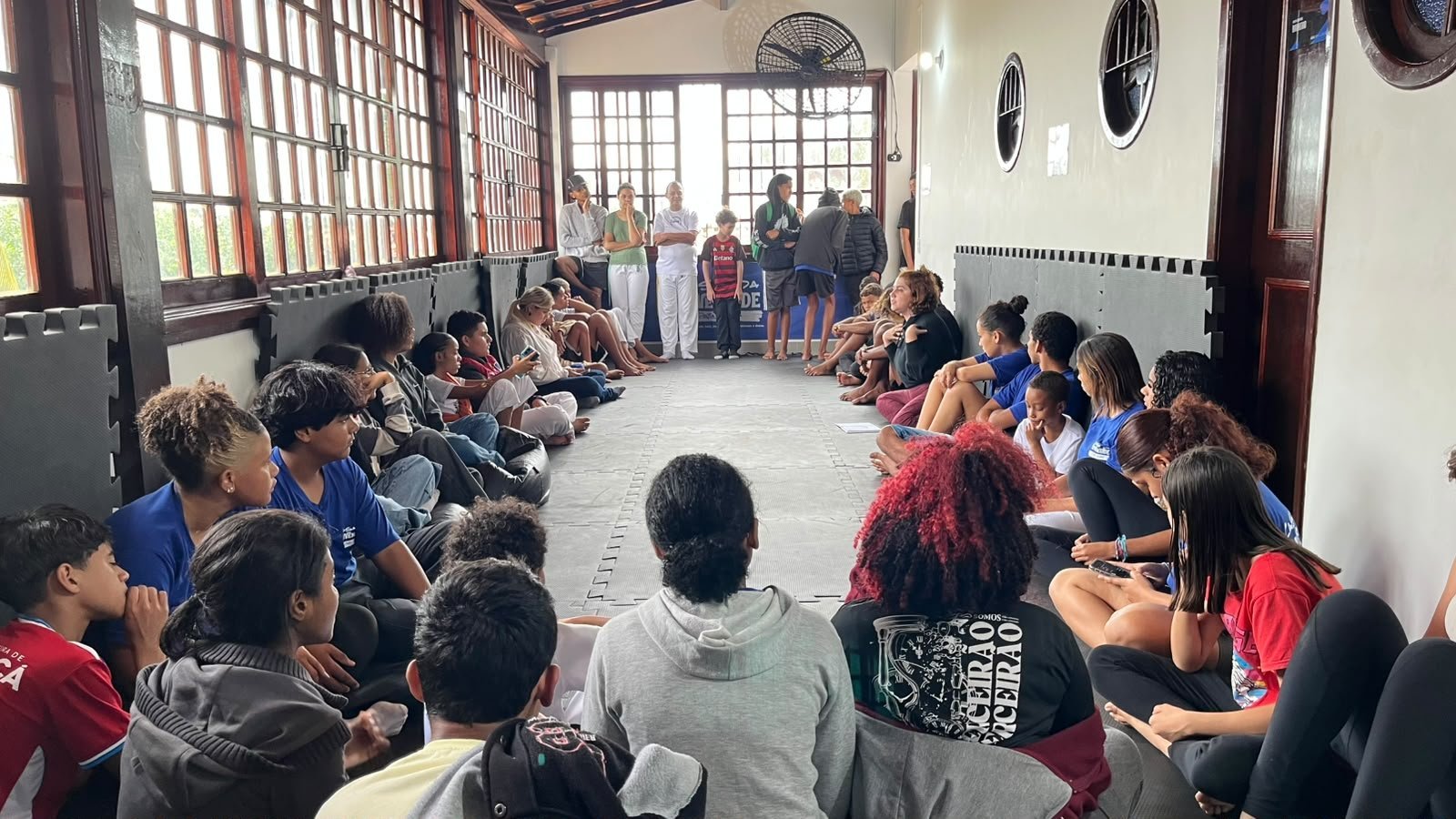 Jovens de Maricá participam de atividades sobre saúde mental e prevenção ao bullying