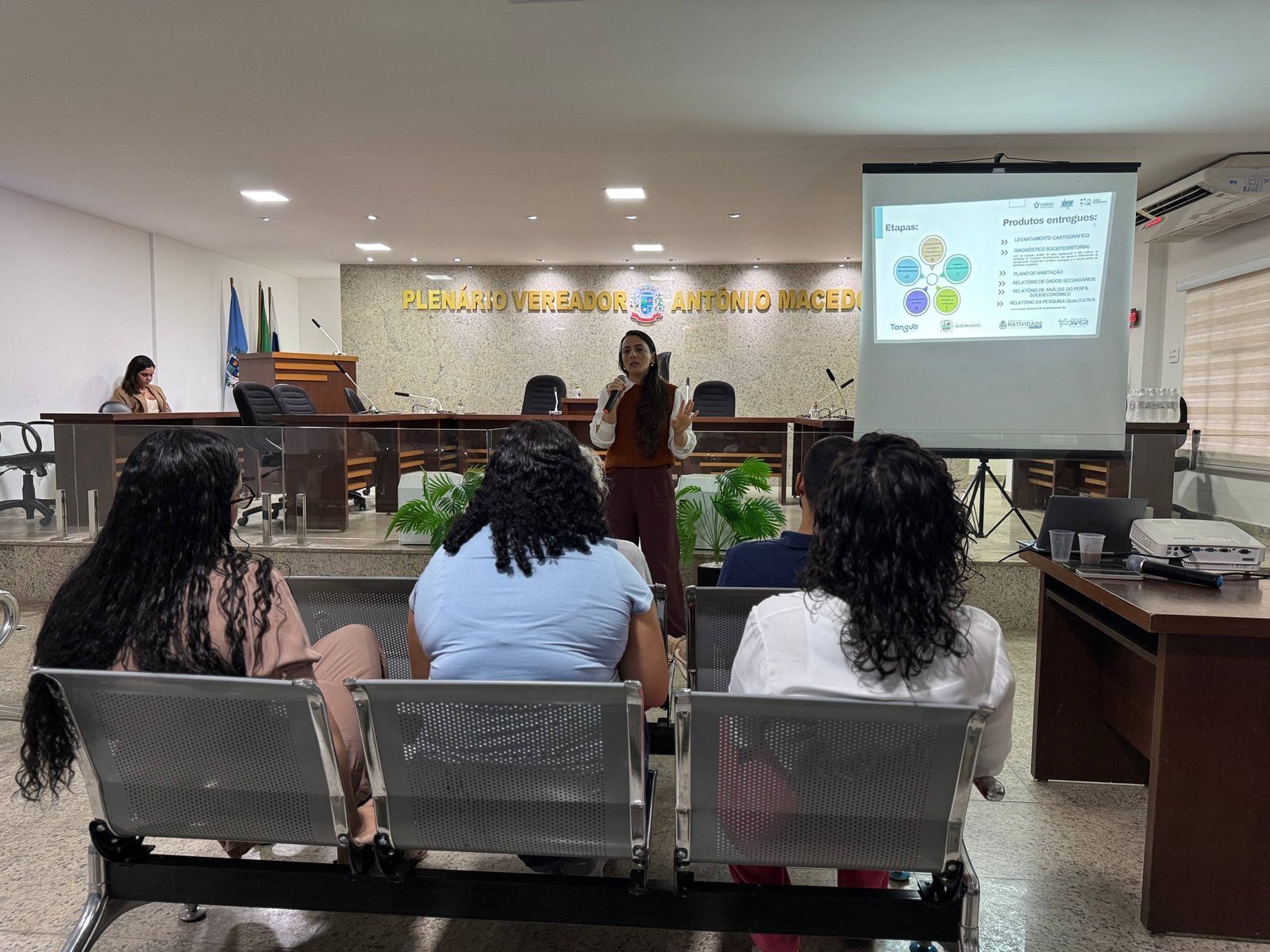 Moradores de Tanguá podem contribuir para plano de habitação por formulário e entrevistas