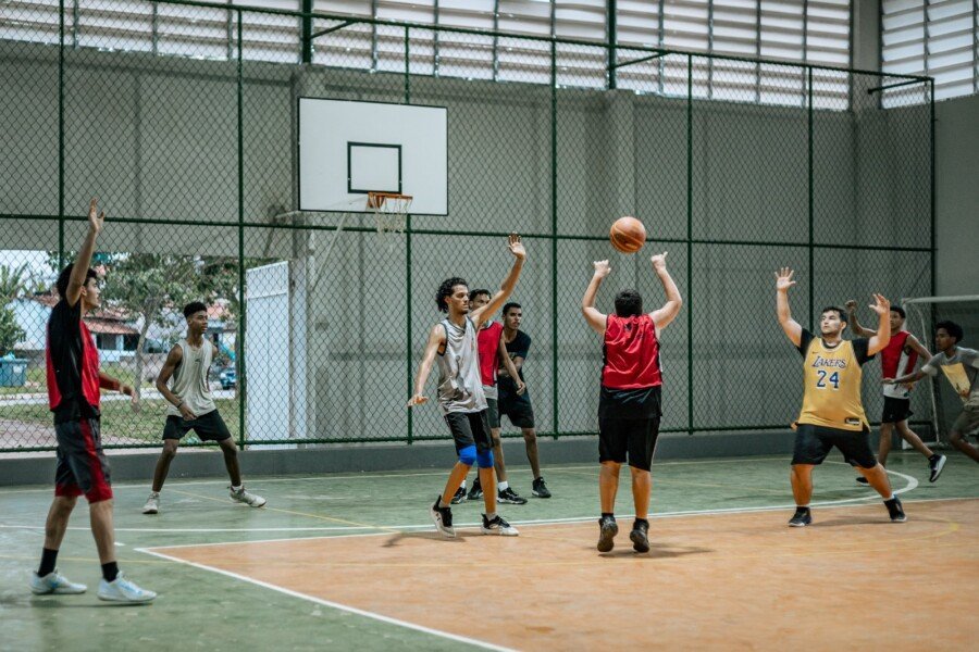 Dois atletas do Iguaba Basquete recebem convite para o Fluminense em 2027