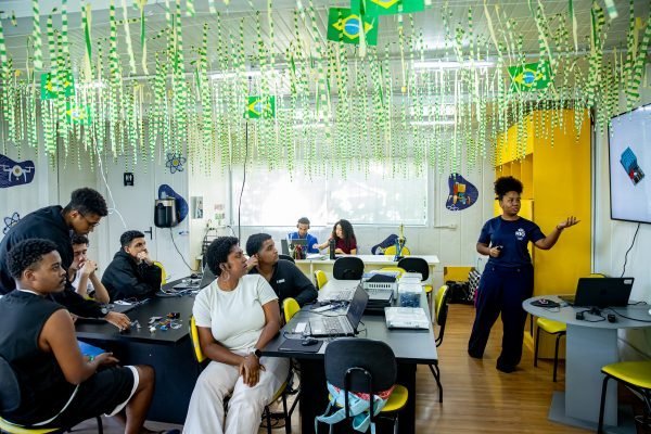 Rio abre 3.500 vagas em cursos gratuitos para jovens de 15 a 29 anos