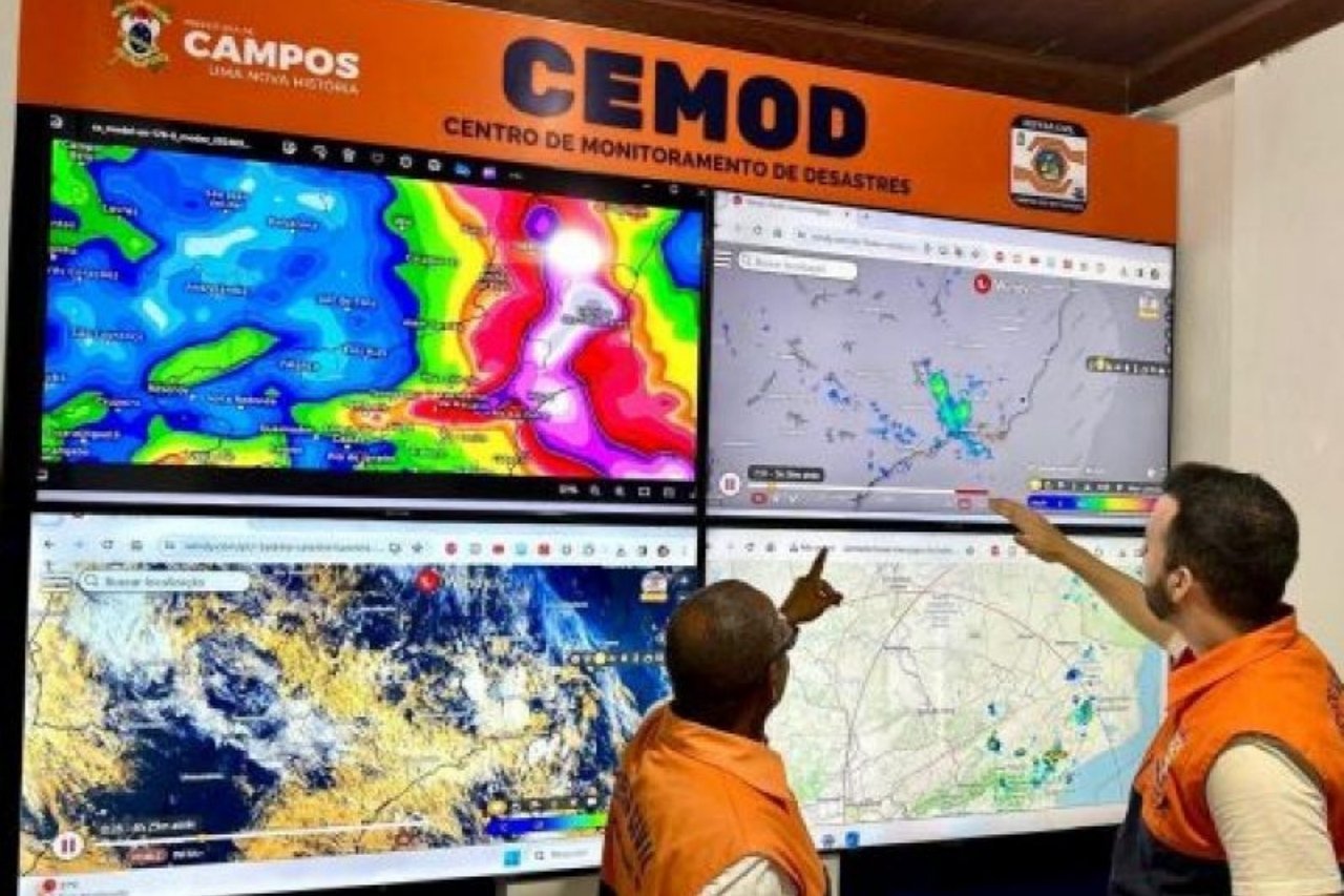 Campos alerta para chuva até sábado e orienta moradores a evitar áreas alagadas