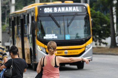 Rio terá ônibus, BRT, VLT e vans gratuitos no domingo de eleição